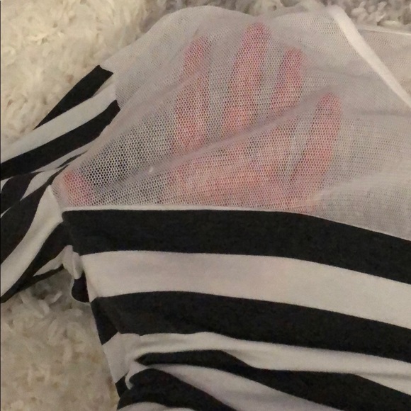 Striped top - Picture 4 of 4